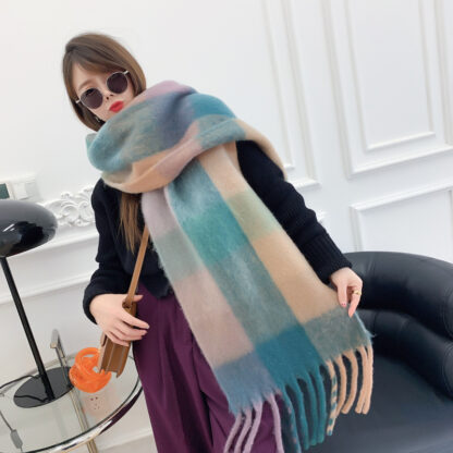 Купить Autumn and Winter Korean Style Color-Contrast Check Warm Womens Scarf Winter All-Matching Warm Scarf Thickened Scarf Wholesale