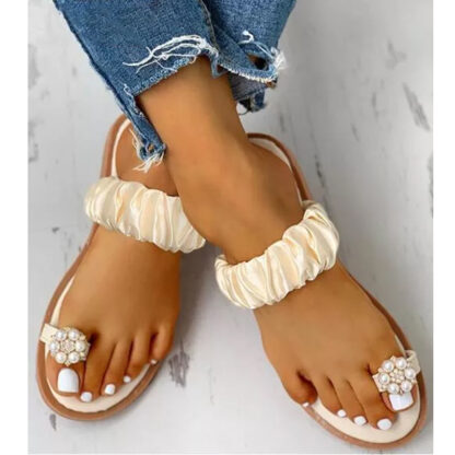 Купить 2021 summer new fashion pearl flower set toe outdoor Women slippers High-quality solid color comfortable flat beach slippers