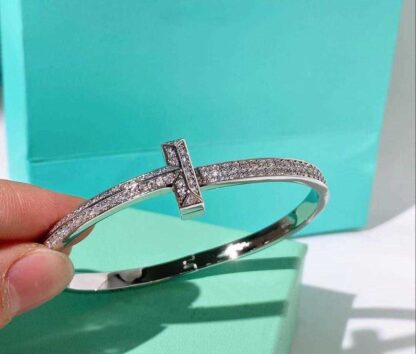 Купить charm designer Stainless Imbue Diamond T Shape locks bracelet for men Women Fashion Jewelry rose gold silver gold love bangle Party Gift