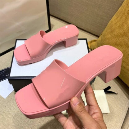 Купить 2022 Brand Designer Women Slipper Fashion Jelly Slide High Heel Slippers Summer Outdoor Beach Thick Sole Lady Sandals Shoes with Top Quality