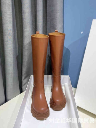 Купить Boots Autumn and winter Martin boots women British style small man long thick soled middle tube Knight leather chimney