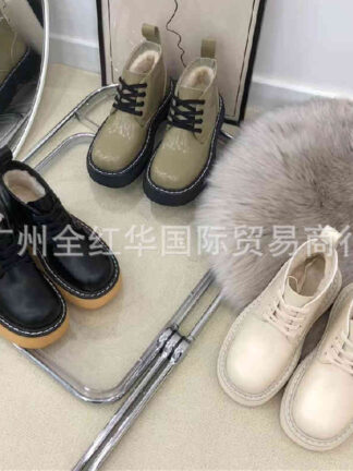 Купить Boots High end autumn and winter big boots lace up thick soled low top Martin bare wool leather short women