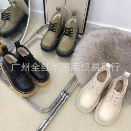 Купить Boots High end autumn and winter big boots lace up thick soled low top Martin bare wool leather short women