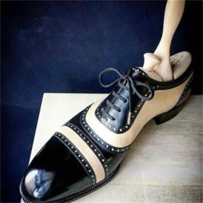 Купить Men shoes Black and White Color Matching PU Hollow Lace-up Comfortable Fashion Casual Business All-match Oxford HG124