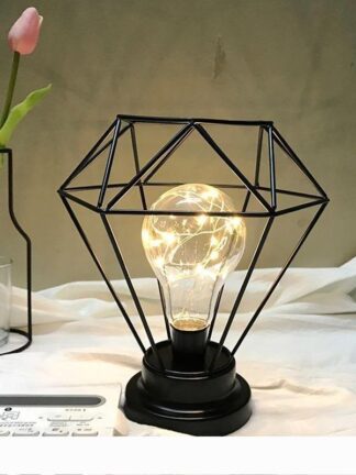 Купить Modern Romantic Wrought Iron LED Desk Lamp Geometric Shape Bedside Decorative Night Light Pendulum Modeling Light Wedding Decor 10108
