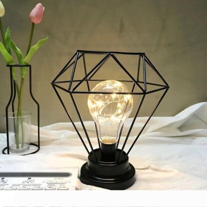 Купить Modern Romantic Wrought Iron LED Desk Lamp Geometric Shape Bedside Decorative Night Light Pendulum Modeling Light Wedding Decor 10108