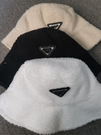 Купить 2021 wholesale winter inverted triangle fisherman's hat small fragrance basin hats men's and women's warm cap