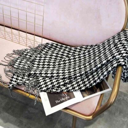 Купить New Fashion British classic double-sided black-and-white thousand bird Plaid Scarf women's winter Korean version long thickened warm Bib