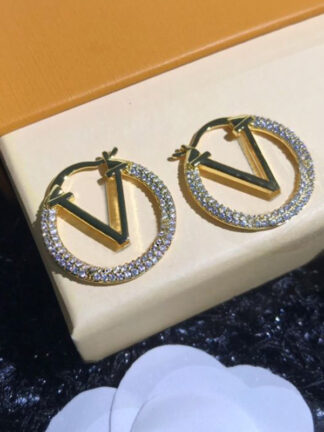 Купить Letter Design Earrings Big Circle Simple New Fashion Stud Womens Hoop Earring for Woman High Quality 2 Color with Box