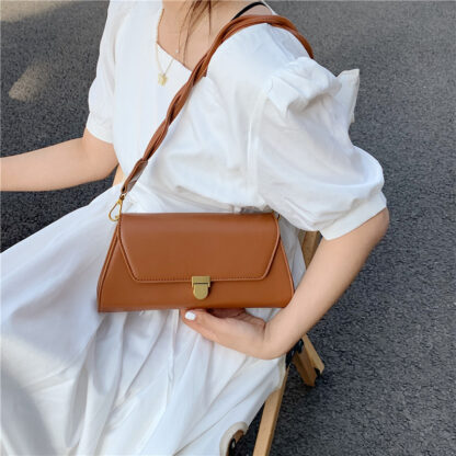 Купить New 2021 fashion urban women's bag simple style small fresh braided one shoulder handbag