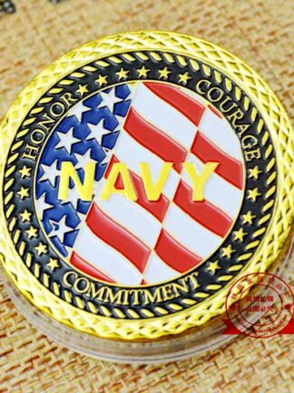 Купить 50pcs Non Magnetic US Military Army Craft Veteran United States Navy US Gold Eagle Commitment Courage Honor Metal Plated Challenge Coin