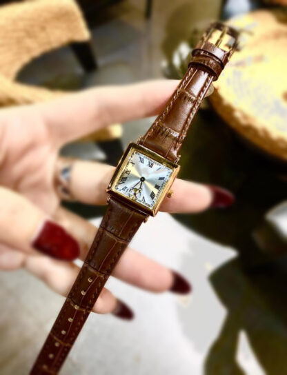 Купить Luxury Women Designer Watches With Letters High Quality Quartz Movement Mens Woman Wrist Watch 24mm Square Wristwatches 2 Colors