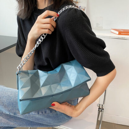 Купить 2021 new fashion messenger women's bag three-dimensional rhombic chain armpit one shoulder handbag