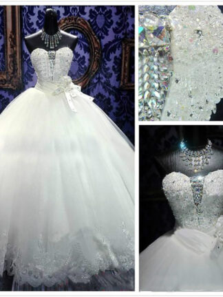 Купить Ball Gown Wedding Dresses 2021 Strapless Princess Gowns with Hand-Made Flowers Embroidery Appliques Cathedral Wedding Gowns with Rhinestones