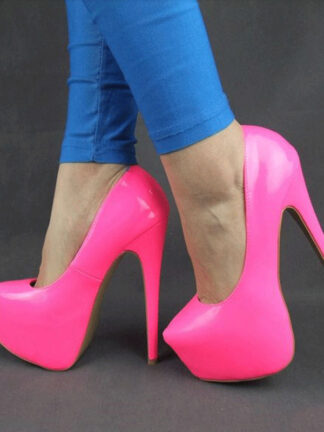 Купить Slippers sapatos. Sapatos femininos elegantes bonitos