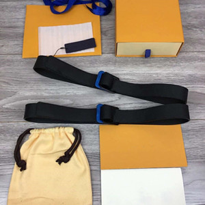 Купить New Fashion Mens Woman Belts Fashion Smooth Buckle Belt Highly Quality Come with Gift Box and Handbag