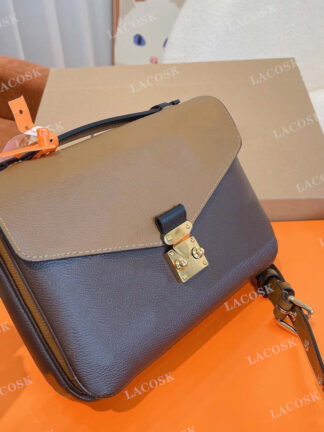 Купить 2022 Newest Luxurys Designers Classic Messenger Bag Men Square Packet Women Cosmetic Totes Handbag Ladies Wallet Unisex Shoulder Bags Purses Gift