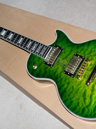 Купить Factory Custom Green body Tiger Flame Maple Veneer Electric Guitar with Golden hardware