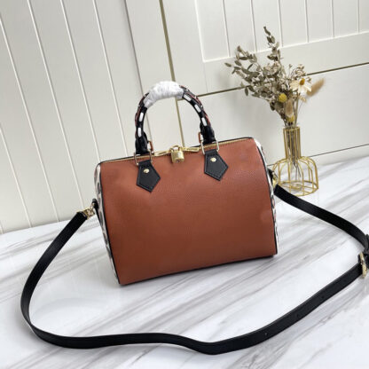 Купить Designer handbags luxury Evening Bags handbags high quality lady chain shoulder bag patent leather drill open lid shopping fashion classic size 25-19-15cm