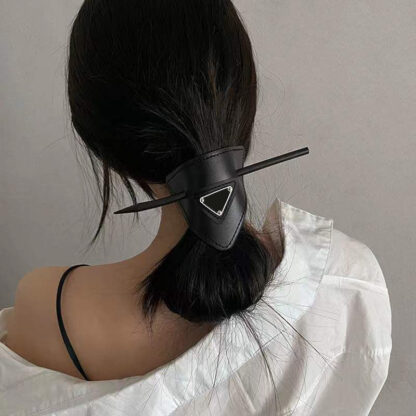 Купить Hair Clip Hairpins for Women Fashion Hair Accessories Vintage Big Solid Hair Bow Ties Headband Fashion Simple Hairgrip