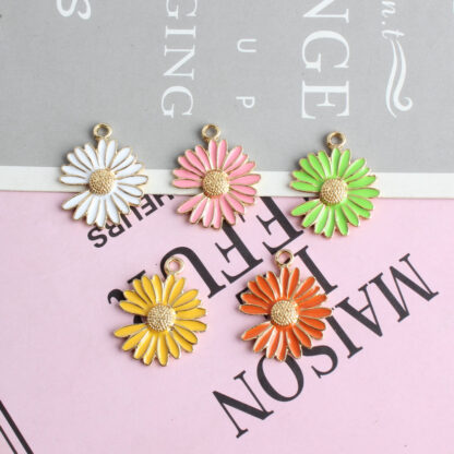 Купить New Fashion Design DIY Jewelry Charm Blue/Pink/White/Green Enameled Alloy 19*23MM Flower Accessories for Sale