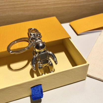 Купить Key Buckle Necklaces Car Keychain Handmade Keychains Man Woman Fashion Necklace Bag Pendant Accessories