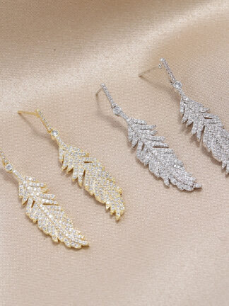Купить Stud Dangle Earrings New Feather Fashion tassel S925 long atmospheric Cartilage