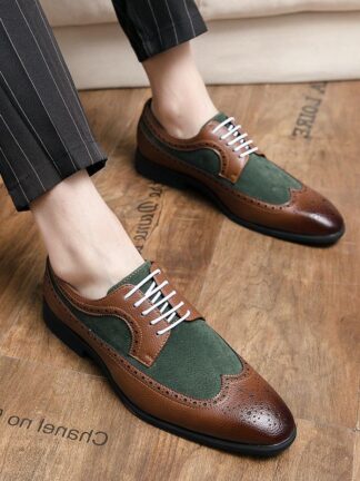 Купить Brogue Shoes Men PU Round Toe Flat Casual Fashion Hollow Carved Stitching Faux Suede Lace-up Business Formal Shoes DP280