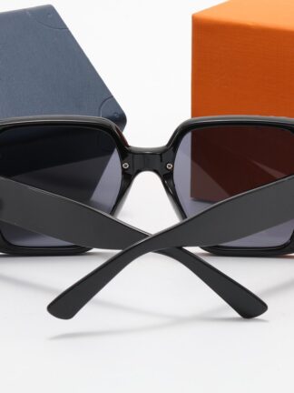 Купить Designer Charm luxury designer sunglasses for women Shades classic vintage square large frame men sun glasses female cycling driving
