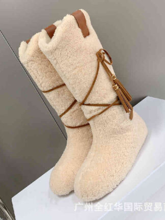 Купить Boots High end quality star same winter wool medium tube snow boots hardware buckle leather strap tassel women