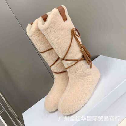 Купить Boots High end quality star same winter wool medium tube snow boots hardware buckle leather strap tassel women