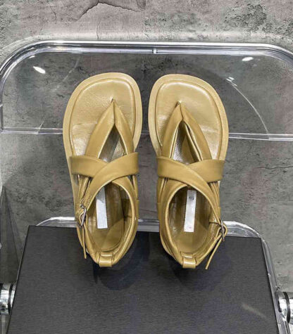 Купить Sandals clip toe bread herringbone slippers bubble bandage single shoes Roman kelp flat bottom open sandals