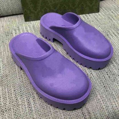 Купить Slippers The latest womens slippers and sandals are soft fashionable hollow out design woman shoes XSDN