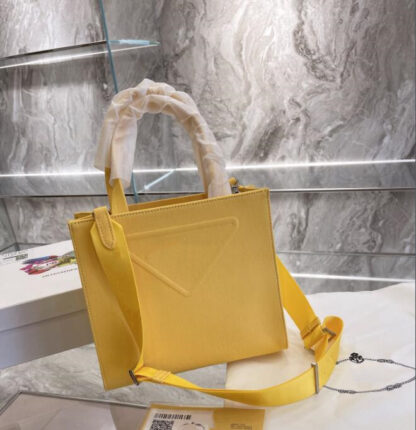 Купить 2022 Top quality Leather Women's bag tote Luxury Designer man Women Crossbody Shoulder Bags Handbags Fashion Totes