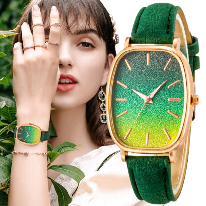 Купить Fashion Barrel Dial Design Women's Watch Gradient Gradient Green Quality Quartz Simple Ladies Leather Montre Femme Fashion Accessories