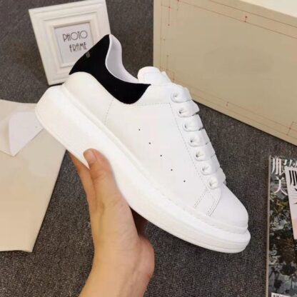 Купить Small White Shoes Women Shoes PU Round Toe Thick Bottom Color Matching Lace Couple All-match Casual Sports Sneakers DP271