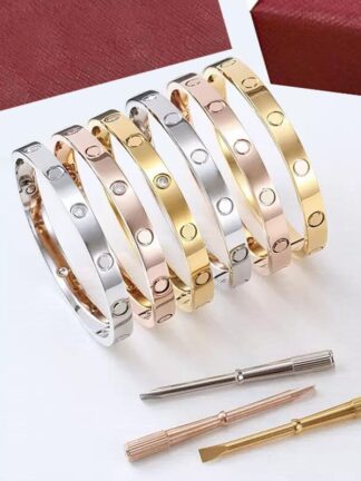 Купить Love bracelet female stainless steel couple Bangle fashion jewelry Valentine's day gift for men and women Bracelets with velvet bag AAA+