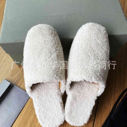 Купить Slippers High quality spring round head sewing shoes low top flat heel home Plush uniform size white solid color small