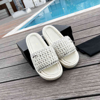 Купить Slippers High end quality xiaoxiangfeng knitted slippers women's wool thick soled sandals in the morning of