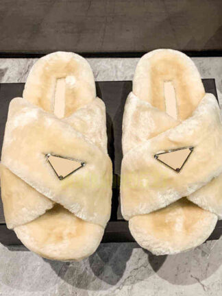 Купить Slippers Luxury Wool Slides Designer Soft Warm Fur Enameled triangle Crossover Fashion women shoes slipper G1BA