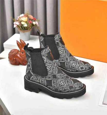 Купить Boots Luxury Designer Cherie Silhouette Ankle Boot Fashion Woman Heel Bootie Ranger with Original Box 2GSS