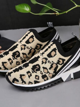 Купить Sports Shoes Women Color Matching Fashion Sneakers Outdoor Street Couple Stitching Microfiber Trend Printing Slip on Flat DP327