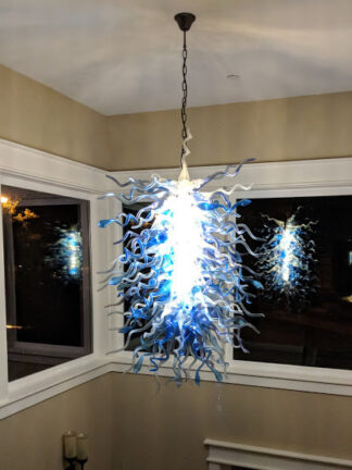 Купить Pendant Lamps Pretty Blue Chandeliers Lights for Villa Art Decor 110-240V LED Light Source Italian Pendant-Lamp Staircase House Decoration