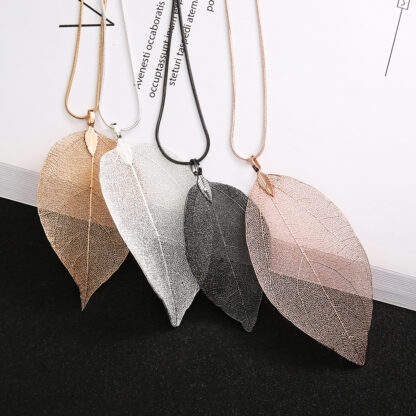 Купить Womens Fashion Long Chain Natural Leaf Pendant Necklace Gold/Silver/Black Plated Sweater Necklaces