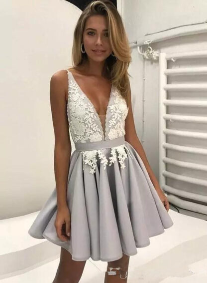 Купить 2021 Spaghetti Straps Short Homecoming Dresses Backless Lace Applique With Ruched Satin Prom Gowns Cocktail Party