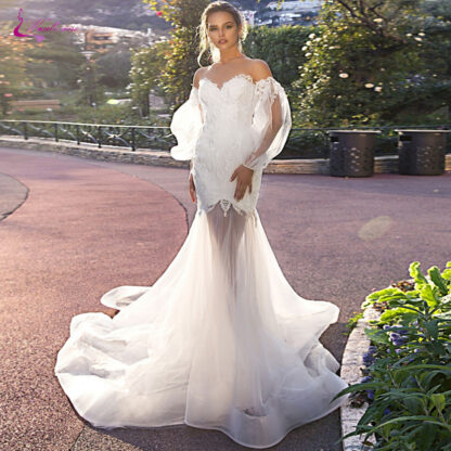 Купить Sweetheart Neckline Of Mermaid Wedding Dress With Skin Top Tulle Symmetrical Perspective Skirt Gown