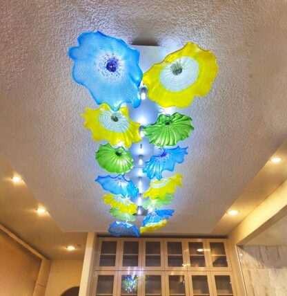 Купить Lamps Colored Glass Ceiling Lights American Style Murano Plates Lamp Modern LED Flower Chandelier for Art Decor