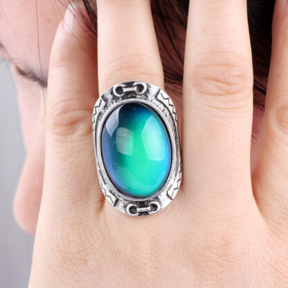 Купить Large Real Antique Silver Plated Color Change Mood Ring Bohemian Style Emotion Feeling Oval Stone Rings Size 7/8/9 MJ-RS033