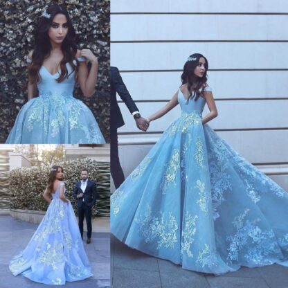 Купить Pocket Design Lace Applique Ball Gown Quinceanera Dresses 2019 Modest Dubai Arabic Off-shoulder Luxury Train Princess Occasion Evening Gowns