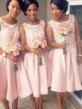 Купить Elegant Blush Pink Short Bridesmaid Dresses A Line Appliqued Jewel Neck Satin Knee Length Maid of Honor Gowns Wedding Guest Dress